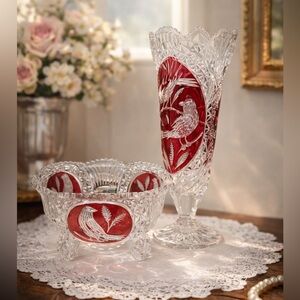 Elegant Crystal Vase and Bowl Set with Red Accents
